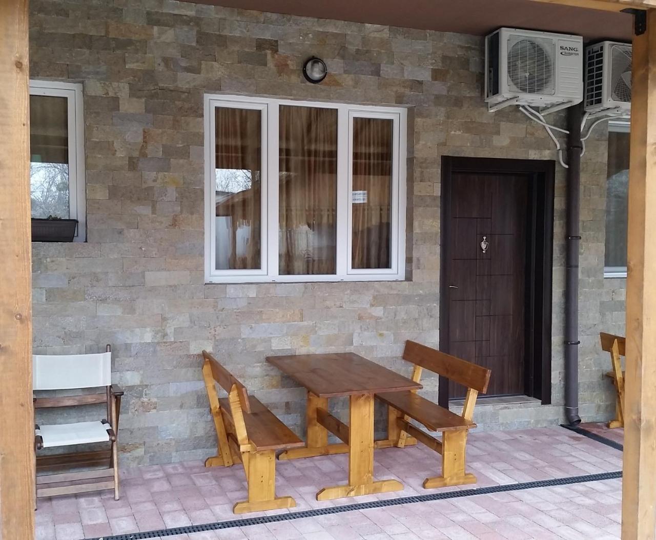 Apartment Pasat Slăntjev Brjag Exteriör bild