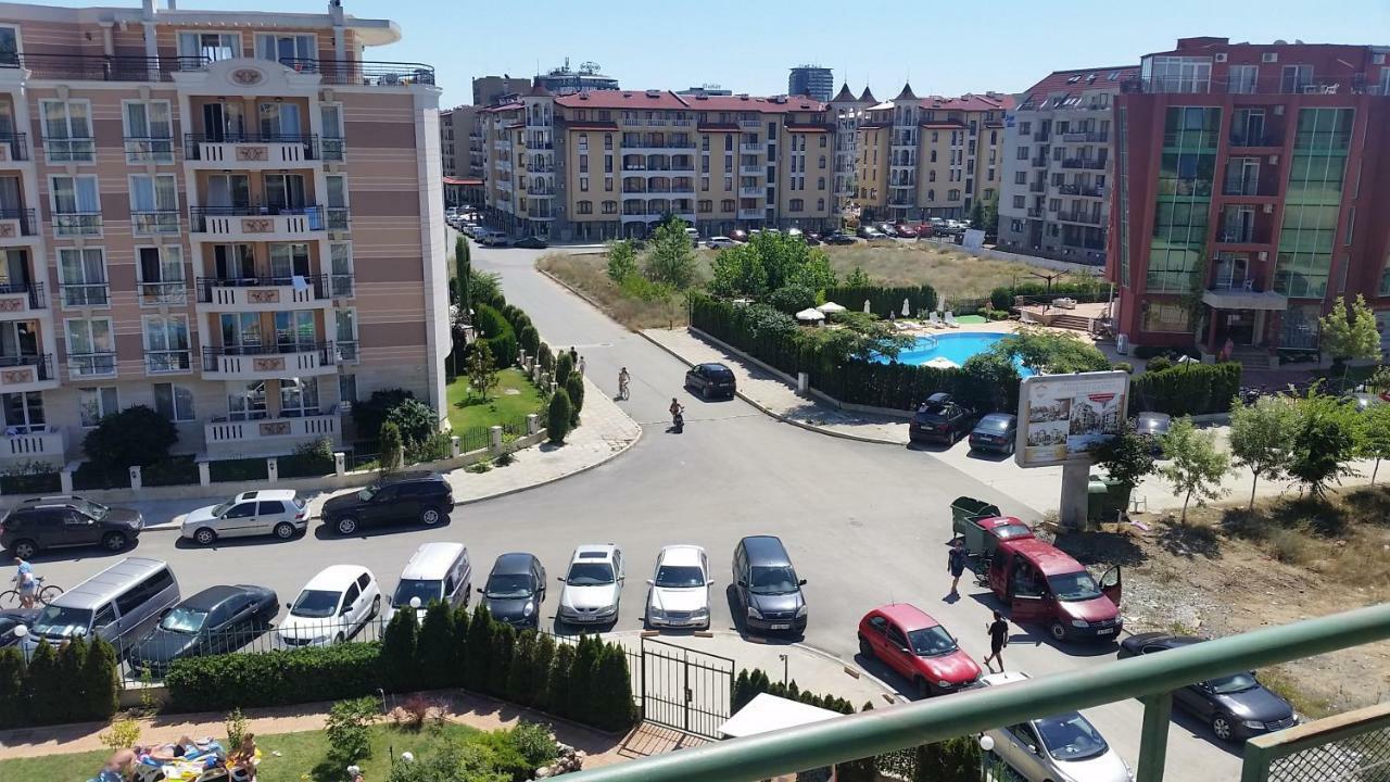 Apartment Pasat Slăntjev Brjag Exteriör bild
